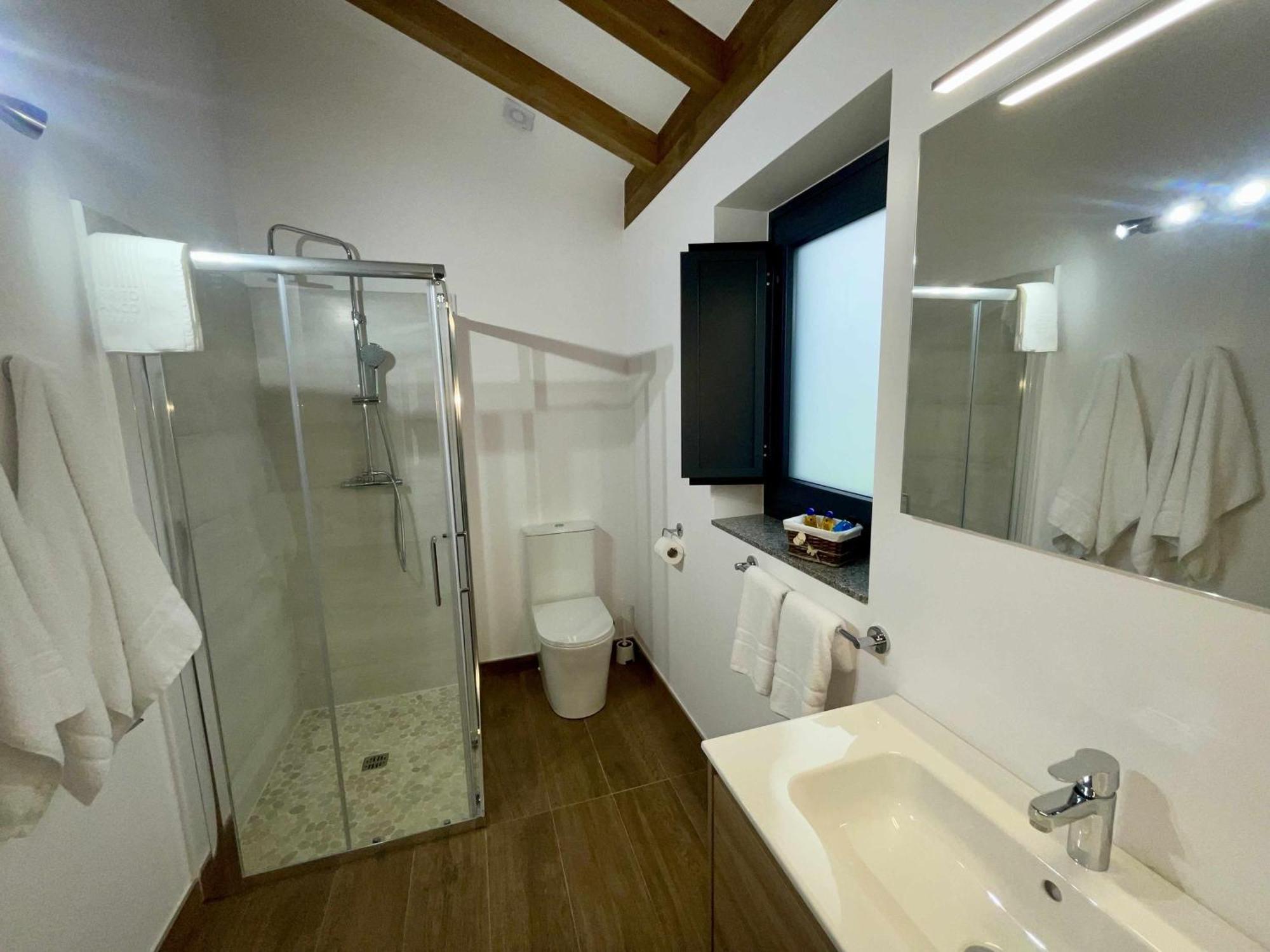Apartamentos Turisticos A Galera Ribadeo Buitenkant foto