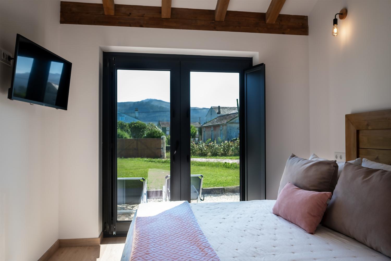 Apartamentos Turisticos A Galera Ribadeo Buitenkant foto